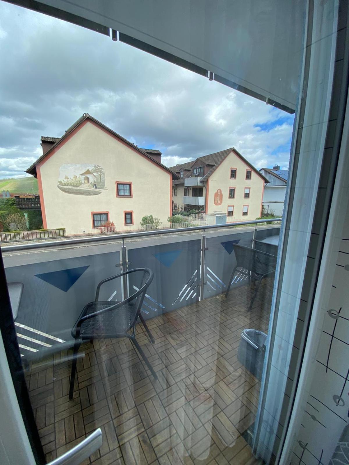 ホテル Mowo Kirchberg ヴュルツブルク エクステリア 写真
